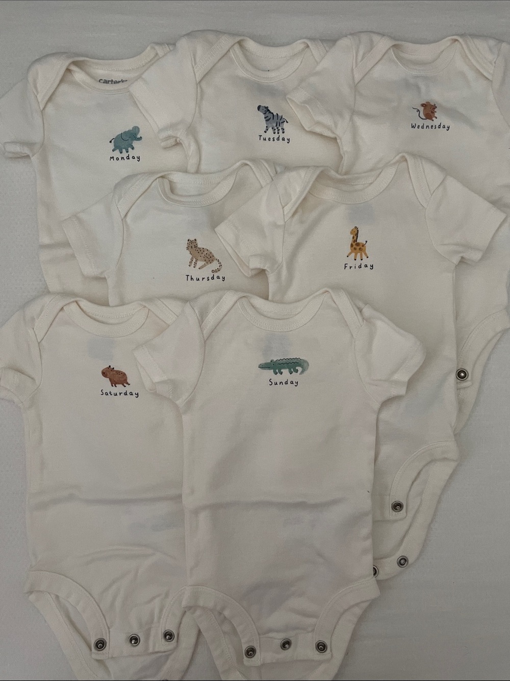 CARTER’S Set of Bodysuits